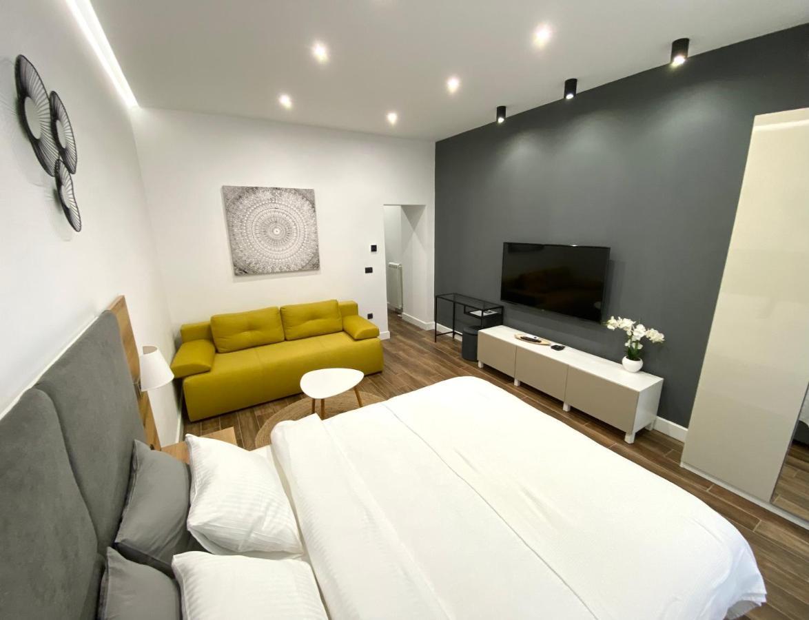 Moni Downtown Luxury Apartments Belgrado Exterior foto