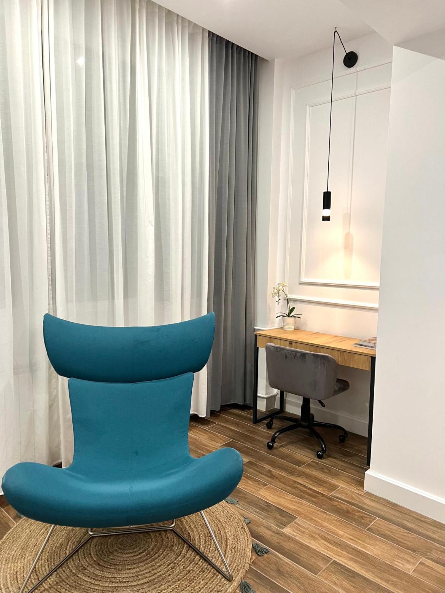Moni Downtown Luxury Apartments Belgrado Exterior foto